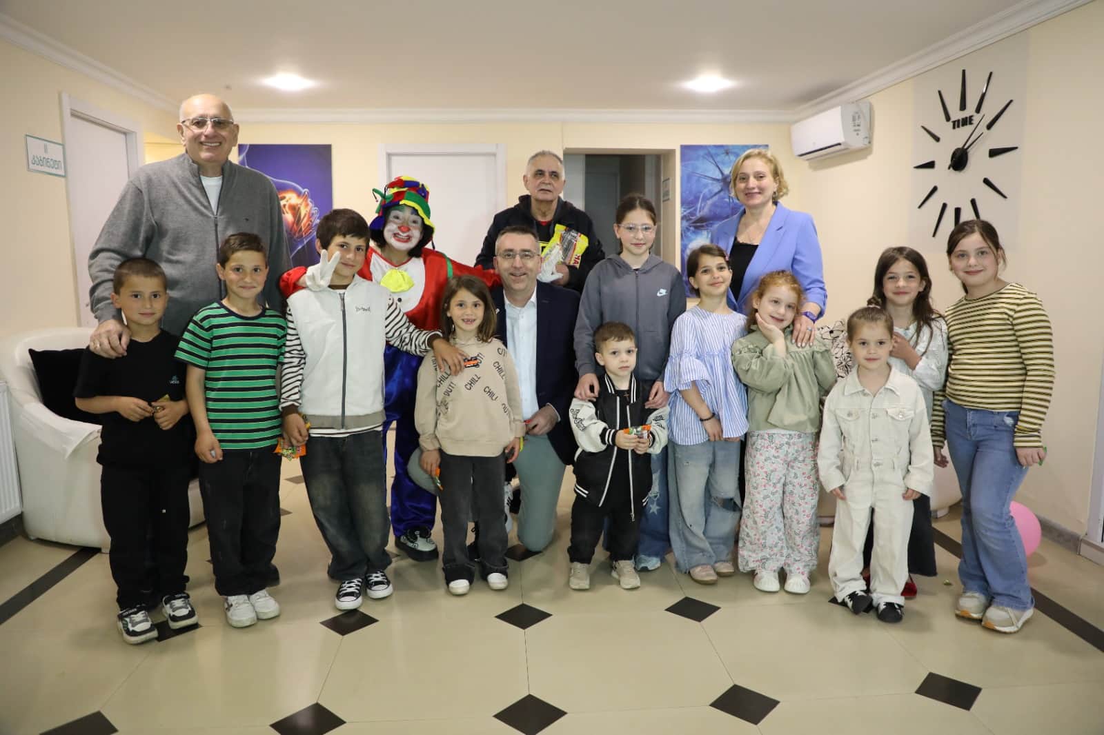 „ბავშვთა ჯანმრთელობის კვირეულის“ ფარგლებში დიაგნოსტიკურ ცენტრ „ჯან-მედში“ ბავშვებს უფასო სკრინინგული კვლევები ჩაუტარდათ