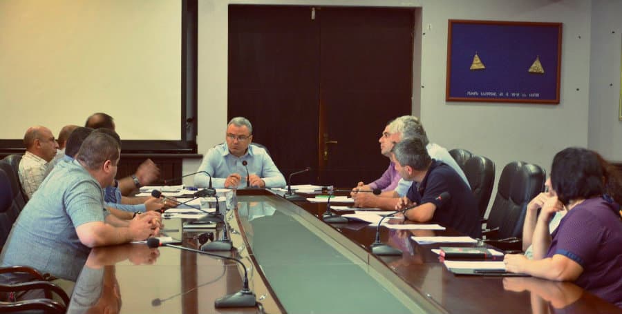 ზუგდიდის მუნიციპალიტეტის ადმინისტრაციულ საზღვრებში პარკირების საფასური განსაზღვრა