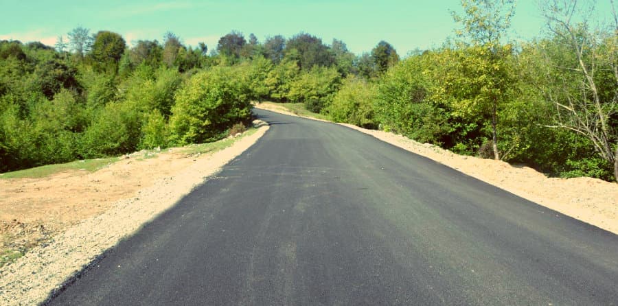 სოფელ ლეწურწუმეში საგზაო ინფრასტრუქტურის მოწყობა მიმდინარეობს