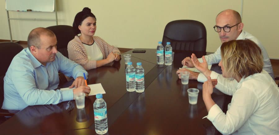 ზუგდიდის მერიაში ლტოლვილთა დანიის საბჭოს წარმომადგენლებს უმასპინძლეს