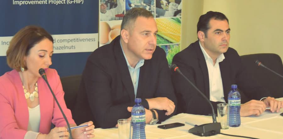 სამეგრელოს გუბერნატორი ექსპორტისთვის განკუთვნილი თხილის კონტროლის მექანიზმებზე პროექტის განხილვას დაესწრო