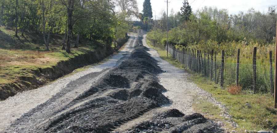მარტვილში, სოფელ თამაკონის გზის რეაბილიტაცია დაიწყო