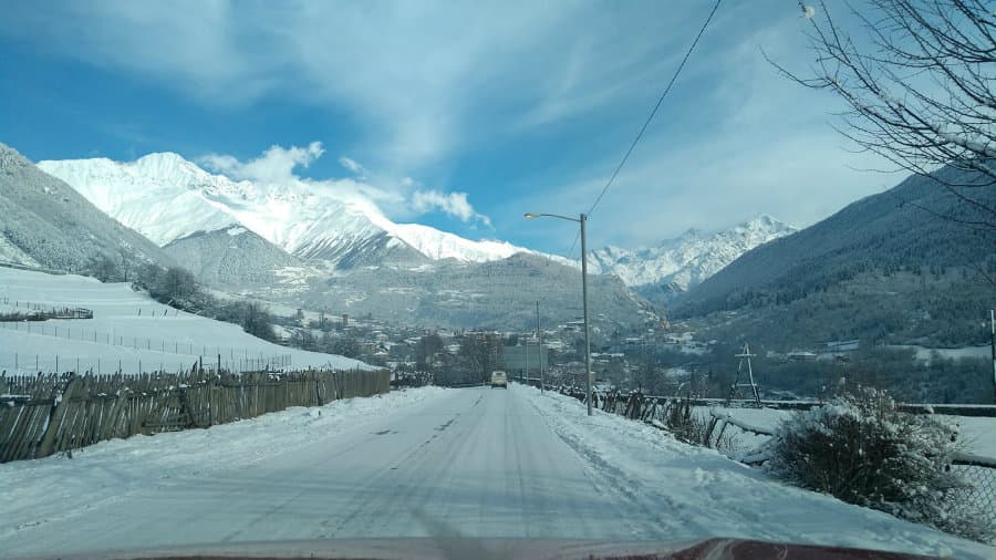 ზამთარი მესტიაში [დღის ფოტო]