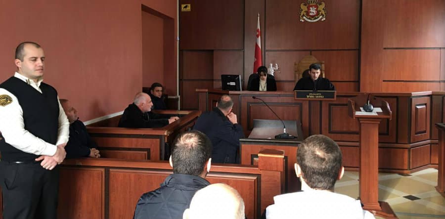 მიკროსაფინანსო ორგანიზაცია “ლენდოს” ყაჩაღობაში ბრალდებულს სასამართლომ 4 წლით თავისუფლების აღკვეთა მიუსაჯა