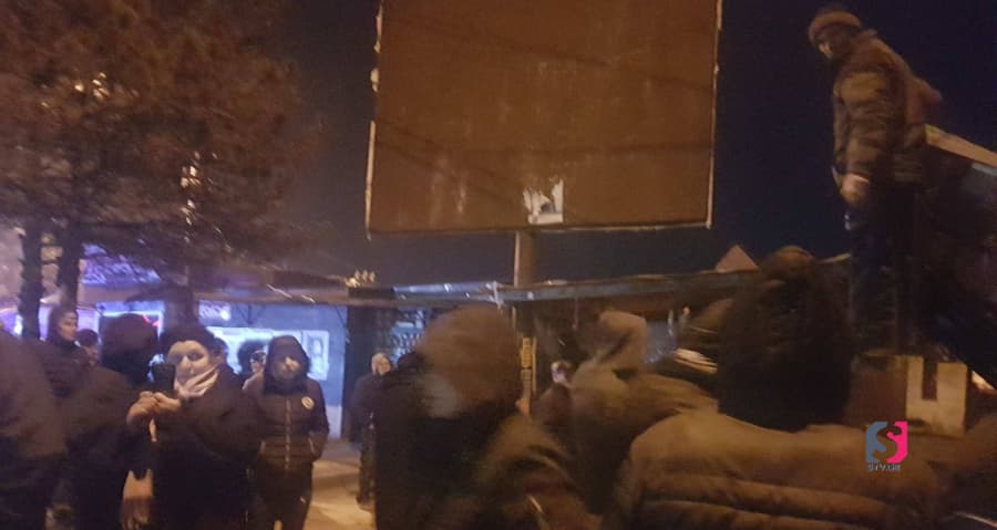 ზუგდიდში გარემოვაჭრეთა დახლები აიღეს