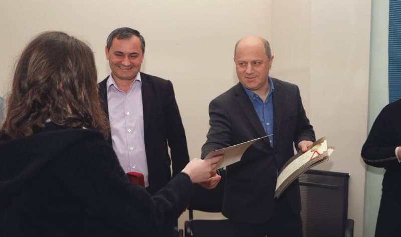 სენაკის მერიაში წარჩინებული კურსდამთავრებულები დაჯილდოვეს