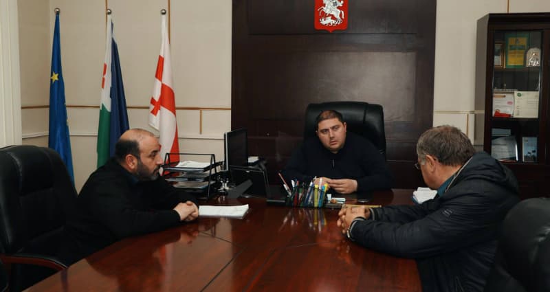 სენაკის მერმა მოქალაქეთა ტრადიციული მიღება გამართა