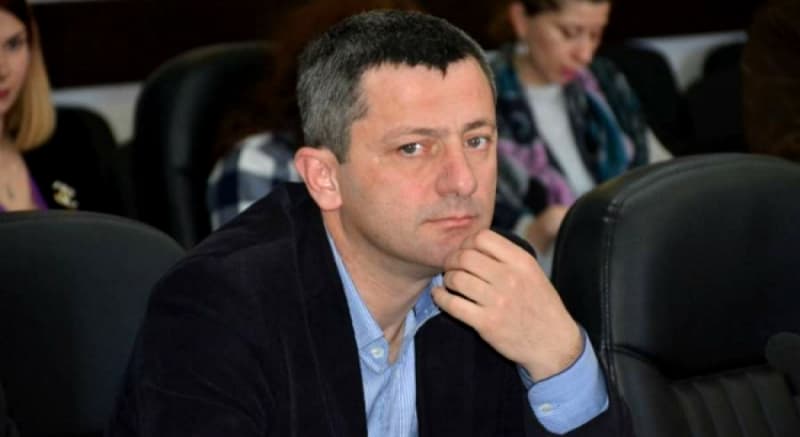 “საარჩევნო პროცესში ჩავერთვები” – ფრაქციის თავმჯდომარე შვებულებაში გავიდა