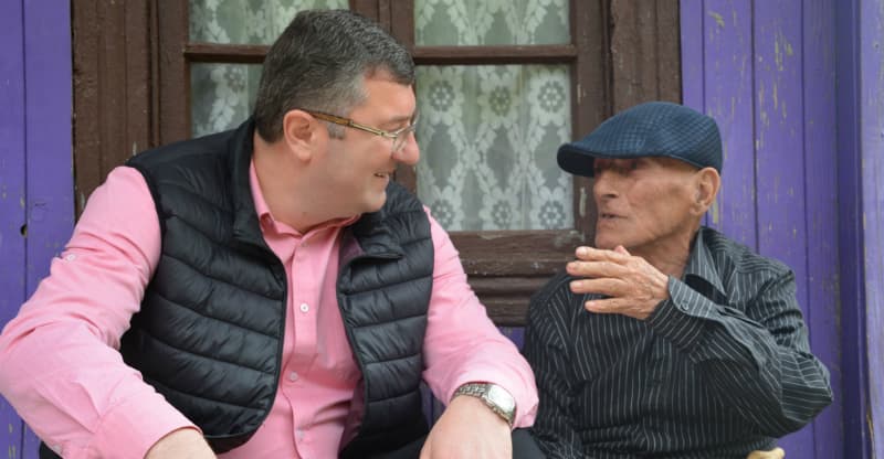 ჩხოროწყუს მერმა ვეტერანებს ფაშიზმზე გამარჯვების დღე მიულოცა