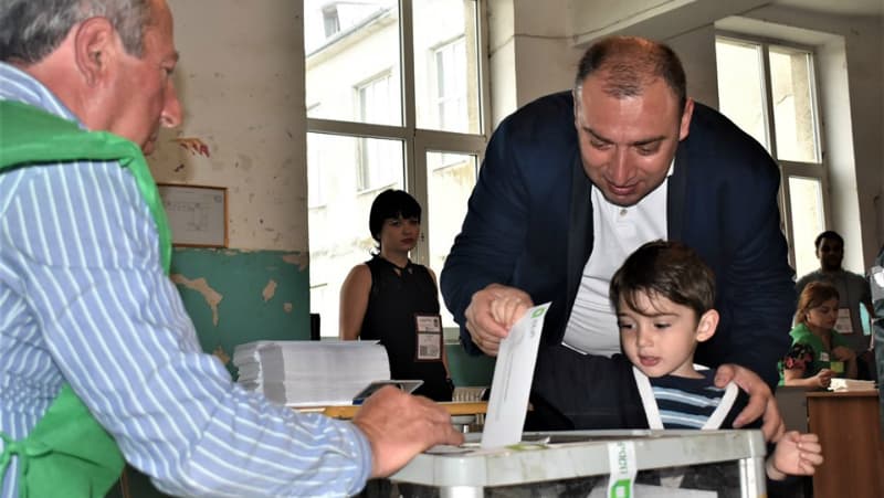 მერაბ ქვარაია – მე მჯერა, რომ ჩემს მიერ მხარდაჭერილი კანდიდატი შეძლებს ჩვენი ქალაქისთვის უკეთესი მომავლის შექმნას