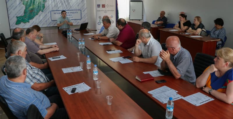სენაკში ადგილობრივი თვითმმართველობისა და თემის ლიდერთათვის ტრენინგი ჩატარდა