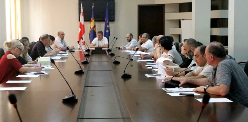 წელს ზუგდიდში 27 ახალი სახლი აშენდება