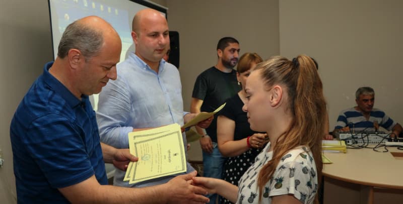 სენაკის სამხატვრო გალერეაში შემაჯამებელი პრეზენტაცია გაიმართა