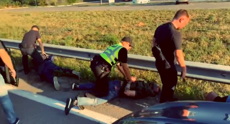 უკრაინის პოლიციამ ყაჩაღობის ბრალდებით საქართველოს ყოფილი მაღალჩინოსნები დააკავა [ვიდეო]