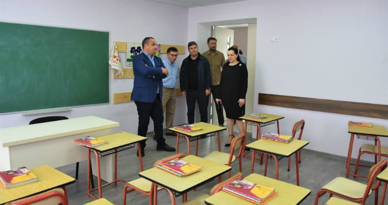 ედიშერ თოლორაიამ და მარიამ ჯაშმა ინგირის N2 საჯარო სკოლის განახლებული ინფრასტრუქტურა დაათვალიერეს