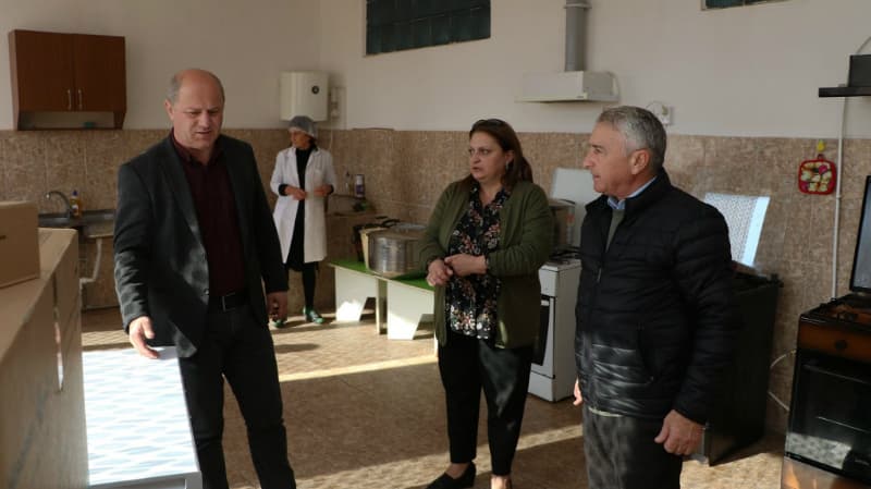 სენაკის საბავშვო ბაღებში ელექტროტექნიკისა და ინვენტარის განახლების პროცესი მიმდინარეობს (R)