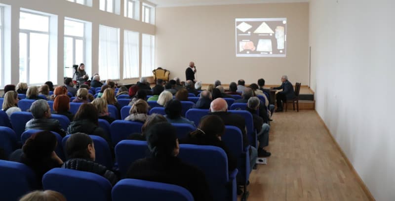 ხობში, საზოგადოებას „მაჩხომერის“ გორაზე ჩატარებული სამუშაოების შედეგები გააცნეს