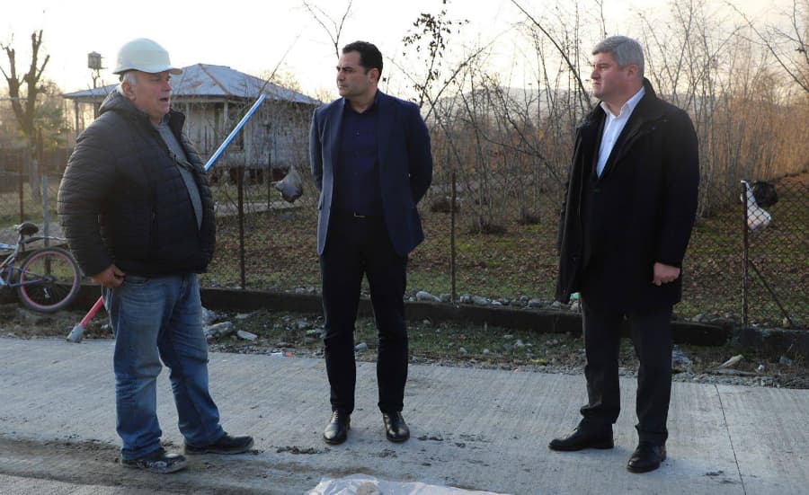 რუხი-რიყე-ტყაია-პალურის 10 კილომეტრიანი გზა შენდება