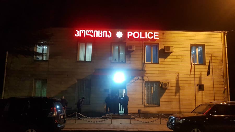 ჩხოროწყუში მოძრაობა “შეცვალეს” აქტივისტებს ფიზიკურად გაუსწორდნენ