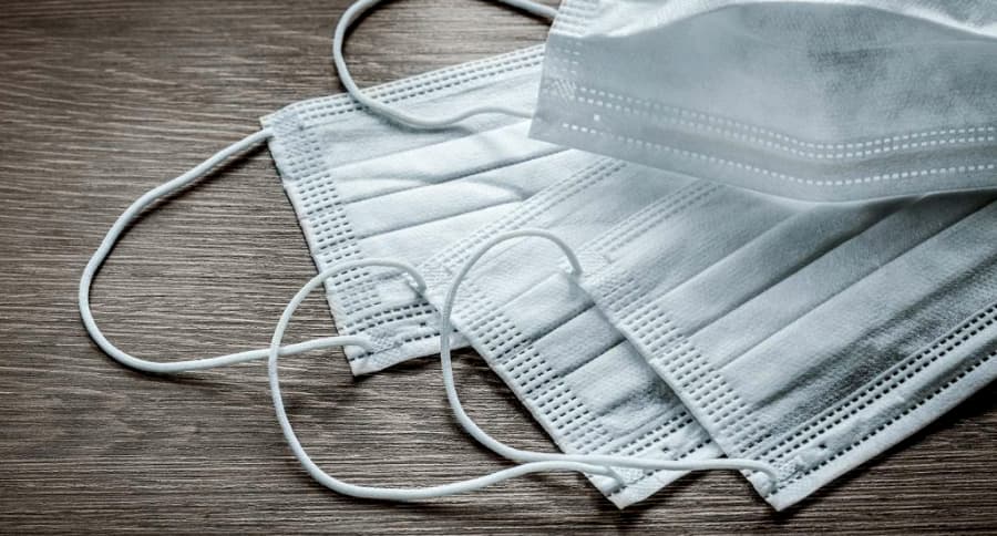 საქართველოში დამზადებული პირბადეები გარკვეულ პირებს უფასოდ დაურიგდება