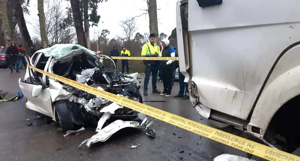 ფოთში მომხდარ ავტოსაგზაო შემთხვევას 30 წლამდე მამაკაცი ემსხვერპლა