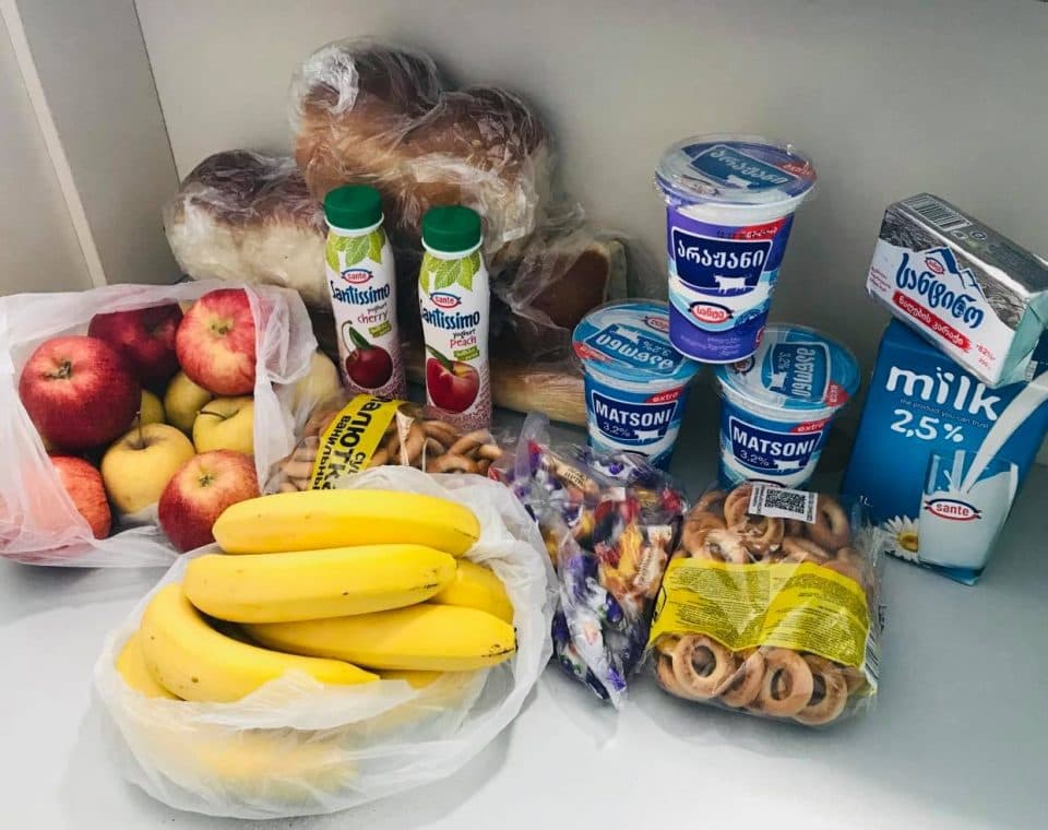 ზუგდიდის მერია ინფექციურ საავადმყოფოში მოთავსებულ მცირეწლოვანებს ეხმარება