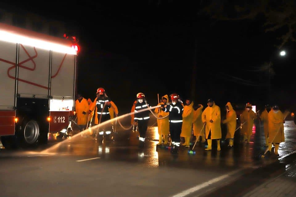 ზუგდიდში, თამარ მეფის ქუჩა სადეზინფექციო ხსნარით მოირეცხა