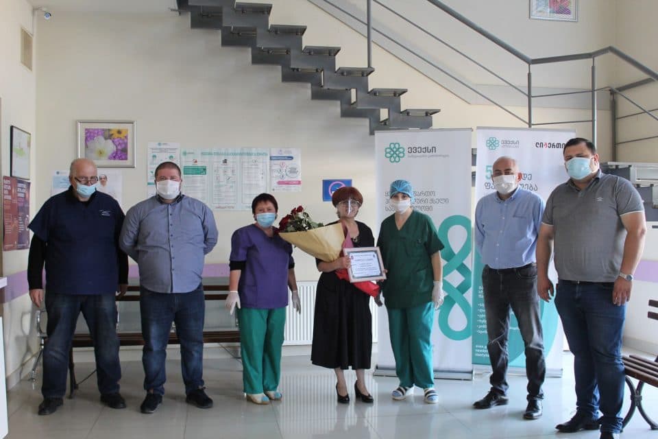 წალენჯიხაში სამედიცინო დაწესებულებები COVID 19-ის წინააღმდეგ ბრძოლაში განხორციელებული აქტიური მონაწილეობისათვის დაჯილდოვდნენ