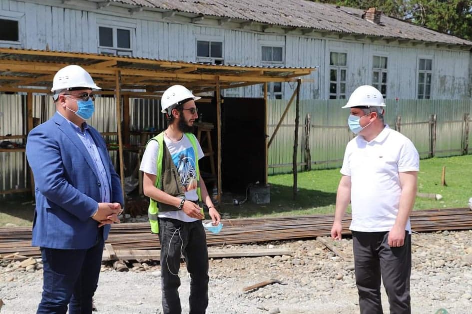 დარჩელის ადმინისტრაციულ ერთეულში, 90 მოსწავლეზე გათვლილი სკოლის სამშენებლო სამუშაოები მიმდინარეობს