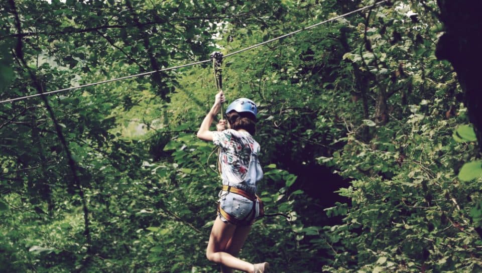 სენაკში თოკების პარკი, ზიპლაინი და ღია ბაზრობა გაიხსნა