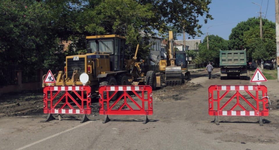 ფოთის მუნიციპალიტეტმა 9 ავარიული გზის სარეაბილიტაციოდ ტენდერი გამოაცხადა