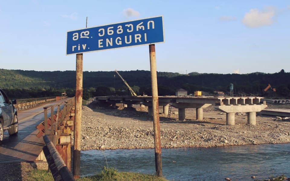 წალენჯიხის მუნიციპალიტეტში, მდინარე ენგურზე ახალი ხიდი შენდება