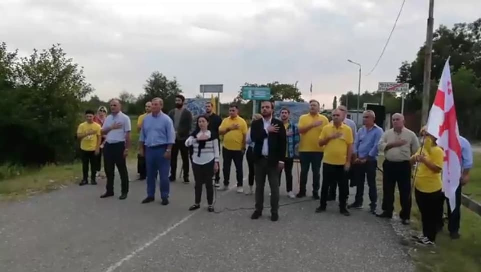 შორენა მირცხულავა ხაზარაძეს: გია ბარამიამ მხოლოდ თქვენს ფულებზე იცის კარგად ხელის დადება