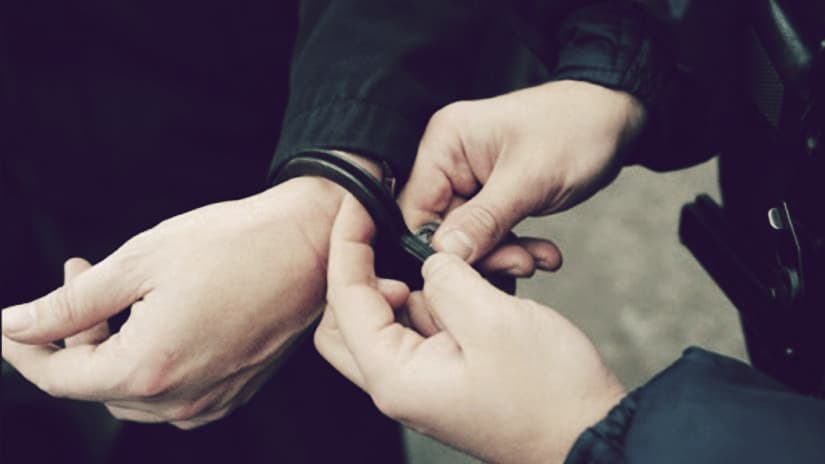 ზუგდიდის რაიონულმა სასამართლომ პოლიციელი რომელმაც იარაღიდან გაისროლა უდანაშაულოდ ცნო