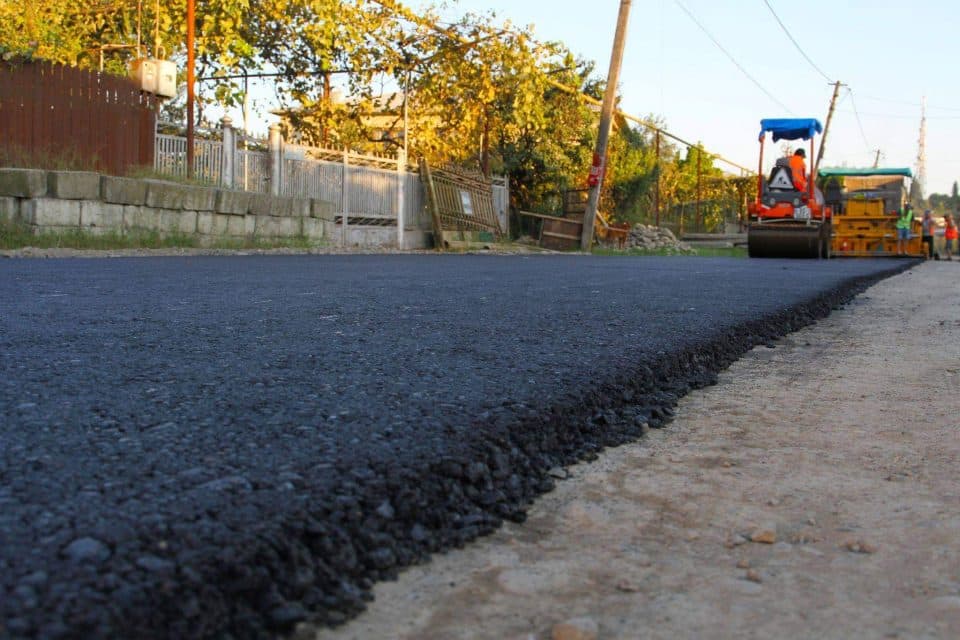 ზუგდიდი-ანაკლიის გზის 3,4-კილომეტრიანი მონაკვეთის სრული რეაბილიტაცია იწყება
