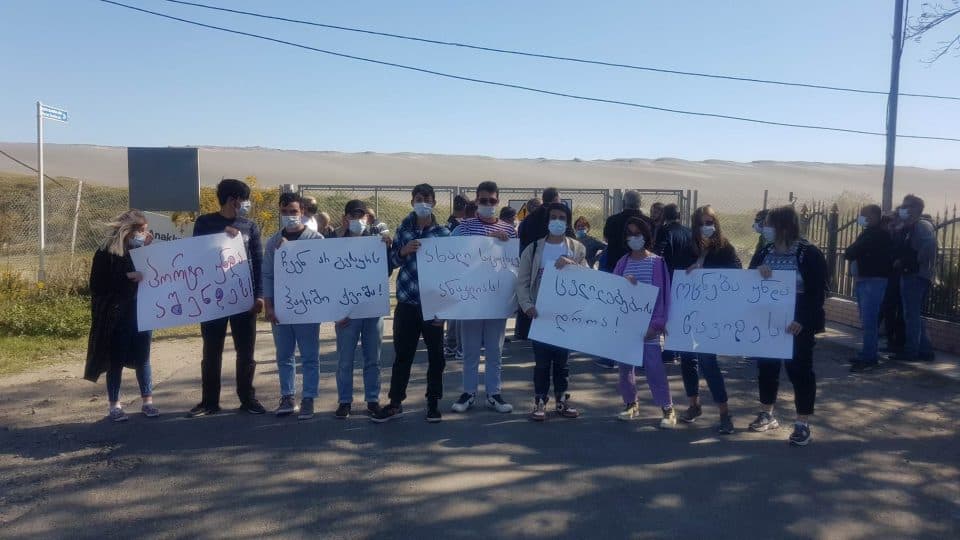 “პორტი უნდა აშენდეს” -გიგი უგულავამ ანაკლიაში აქცია გამართა