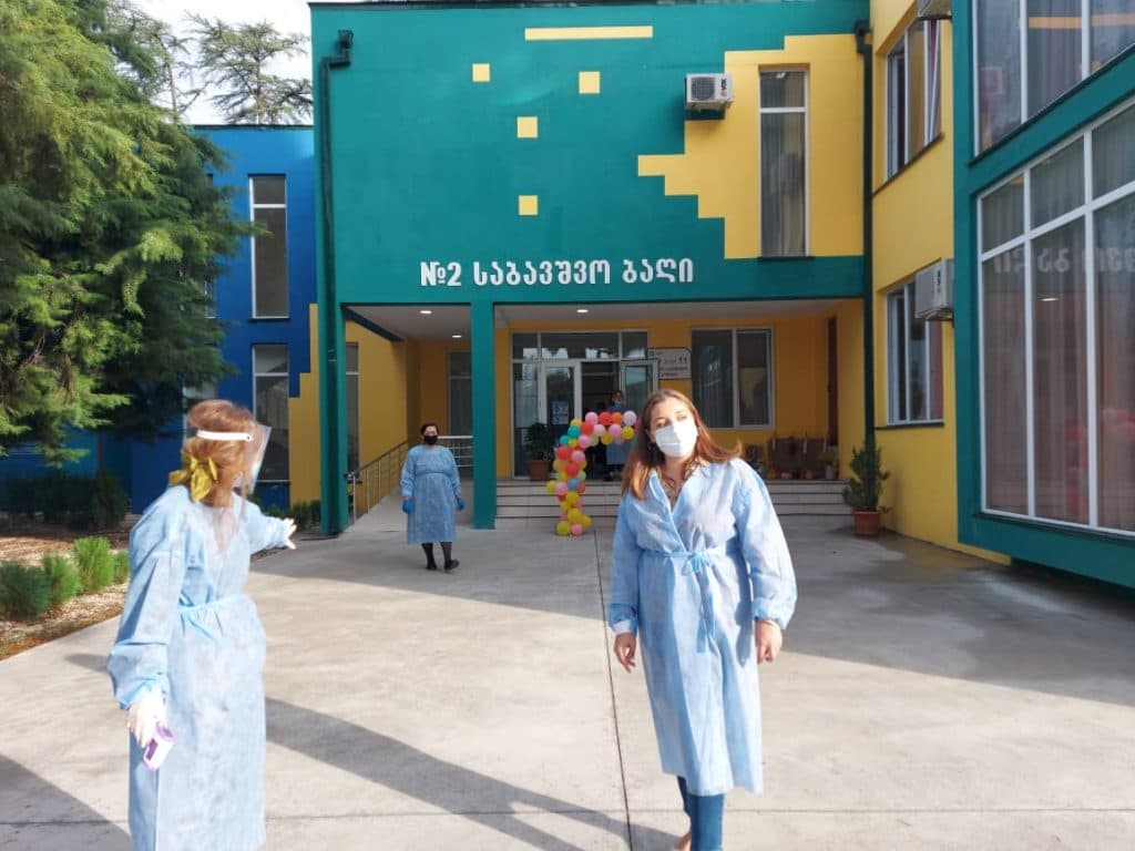 ზუგდიდის N2 საბავშვო ბაღმა სასწავლო პროცესი რეკომენდაციების დაცვით განაახლა (ფოტორეპორტაჟი) - image 4