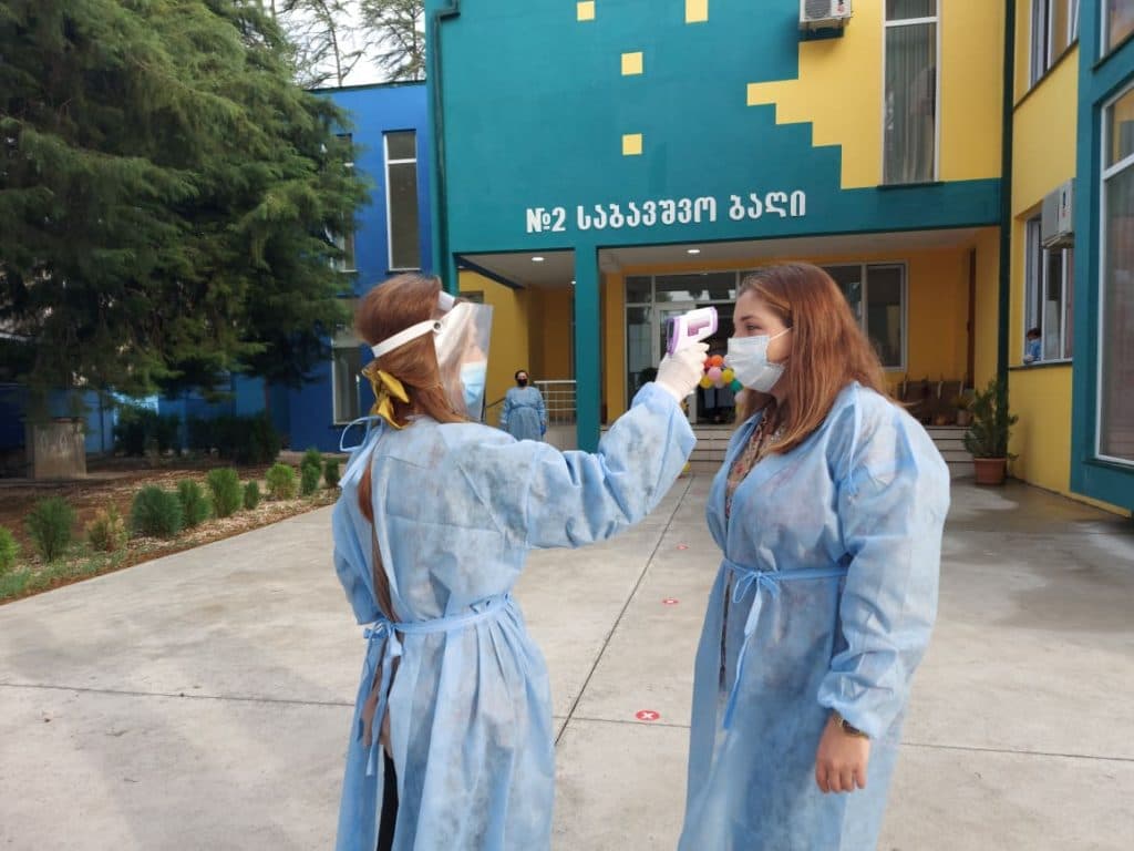 ზუგდიდის N2 საბავშვო ბაღმა სასწავლო პროცესი რეკომენდაციების დაცვით განაახლა (ფოტორეპორტაჟი) - image 6