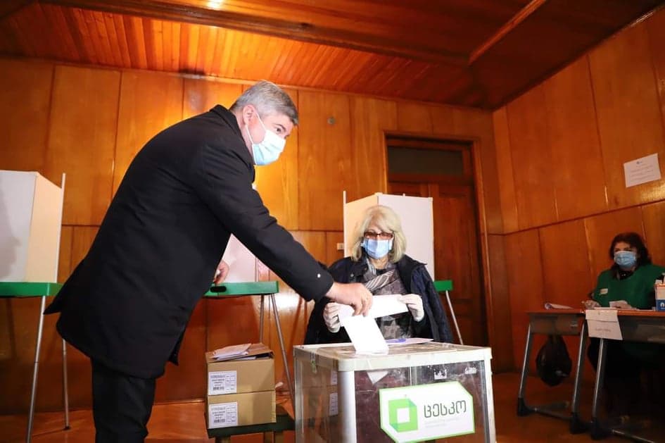 გიორგი შენგელია: ხმა მივეცი კანდიდატს, რომელთან ერთადაც გაგრძელდება ის განვითარება ზუგდიდის მუნიციპალიტეტში, რომელიც დღეს მიმდინარეობს