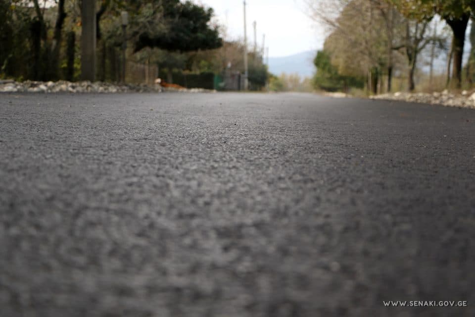 ხორშის ადმინისტრაციულ ერთეულში, საგზაო ინფრასტრუქტურული პროექტები ხორციელდება