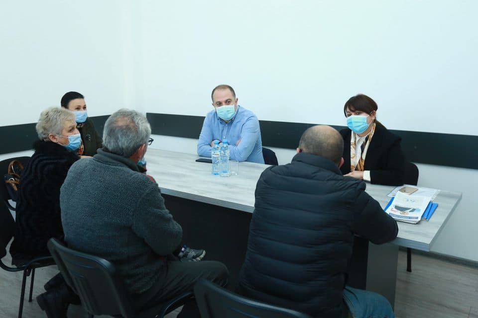 ირაკლი ჩიქოვანი მოსახლეობასთან შეხვედრებს ინტენსიურ რეჟიმში განაგრძობს