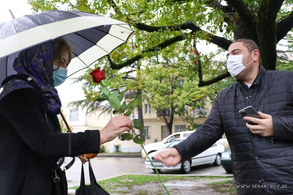 სენაკის მერმა ქალბატონებს ქალთა საერთაშორისო დღე მიულოცა