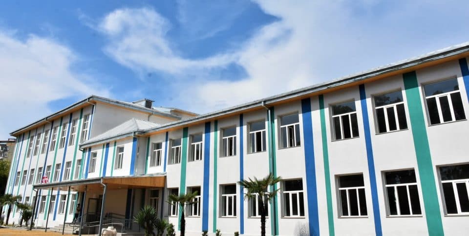 ზუგდიდში, მეოთხე საჯარო სკოლა ხვალიდან დისტანციურ სწვლებაზე გადადის