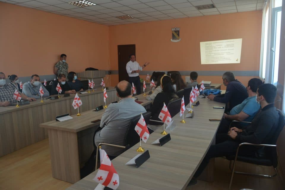 ჩხოროწყუში “მუნიციპალური ახალგაზრდობის პოლიტიკის” რეფორმის ფარგლებში შეხვედრა გაიმართა