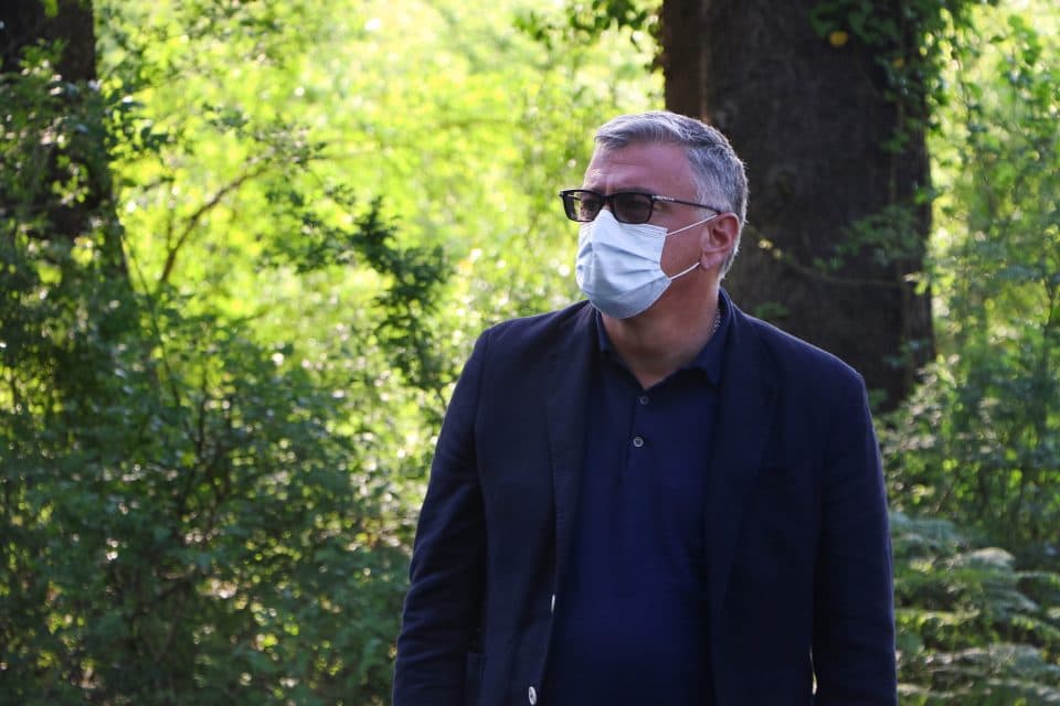 პარლამენტარი ირაკლი ხახუბია მიმდინარე პროექტებს გაეცნო ხობში, სენაკსა და ქალაქ ფოთის მუნიციპალიტეტებში