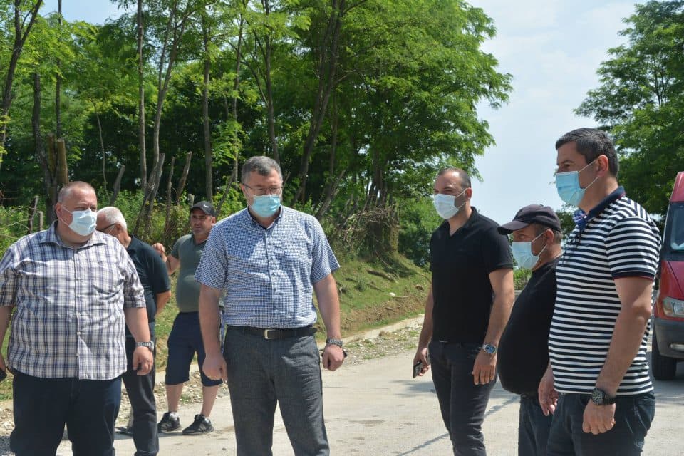 სოფელ კირცხში საგზაო ინფრასტრუქტურის მოწყობის სამუშაოები მიმდინარეობს