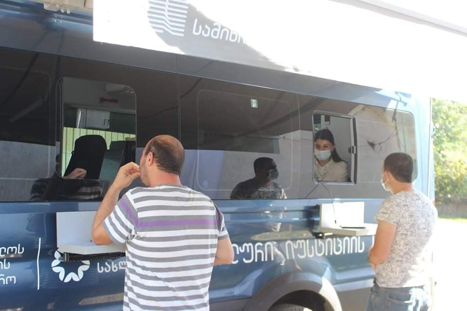 “მობილური იუსტიციის სახლი“ ლიის ადმინისტრაციულ ერთეულში ასრულებს სამუშაოს