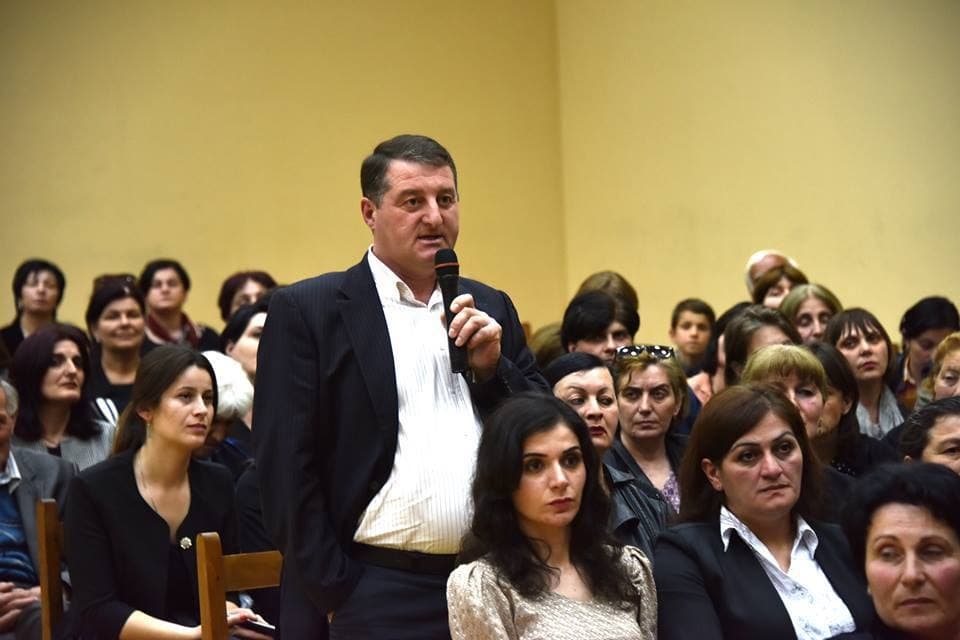 ჭალე-მუჟავას მაჟორიტარობის კანდიდატმა ნაციონალური მოძრაობა დატოვა