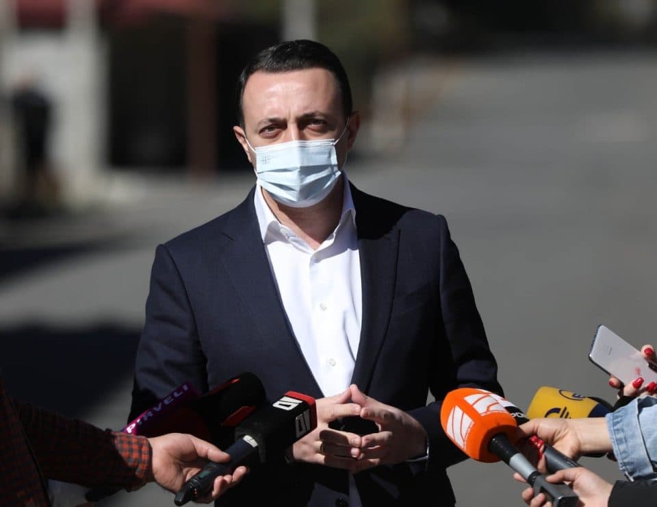 ირაკლი ღარიბაშვილი – გავიხსენოთ, როგორ არჩევნებს ატარებდა „ნაცმოძრაობა“ – პირდაპირ ტერაქტებს უწყობდა საკუთარ ამომრჩეველს, ხურჩის ე.წ. ტერაქტი თვითონ დადგეს