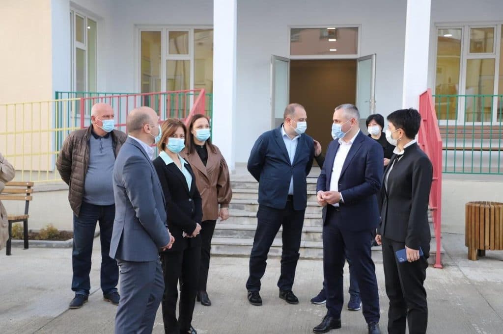 ზუგდიდში ახალი საბავშვო ბაღი აშენდა - image 3